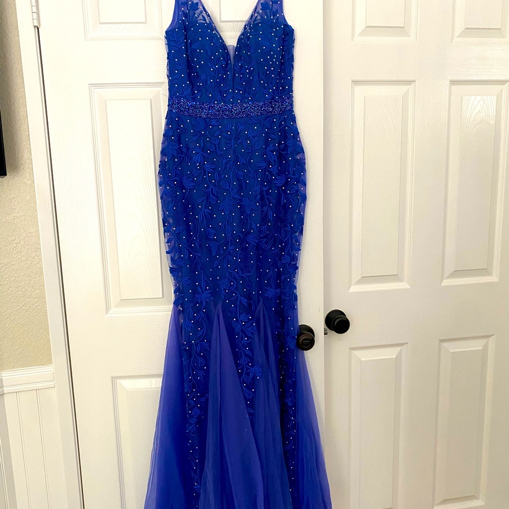 NWT PROM DRESS
